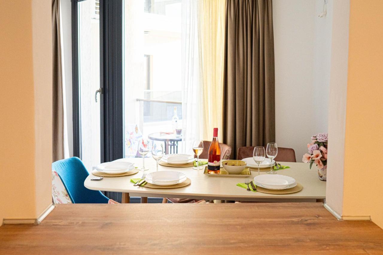 Apartament Le Bonheur Deux Solid Residence Butoaie ママイア エクステリア 写真